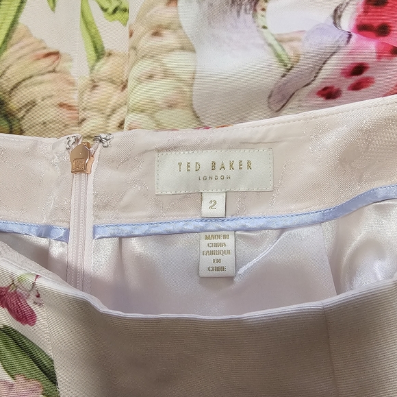 TED BAKER Tulip Pale Pink Floral Skirt Size 2 XS - S - Picture 3 of 4